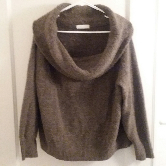 H&M Sweaters - H&M Cowl Neck Sweater